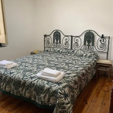 Julias Pateo Apartment