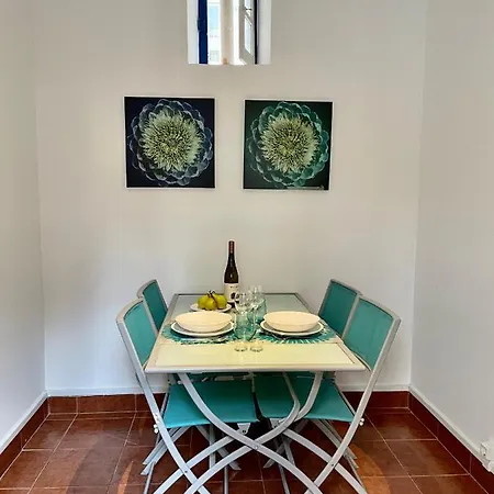 Julias Pateo Apartment *