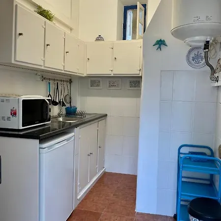 Julias Pateo Carcavelos (Lisbon)